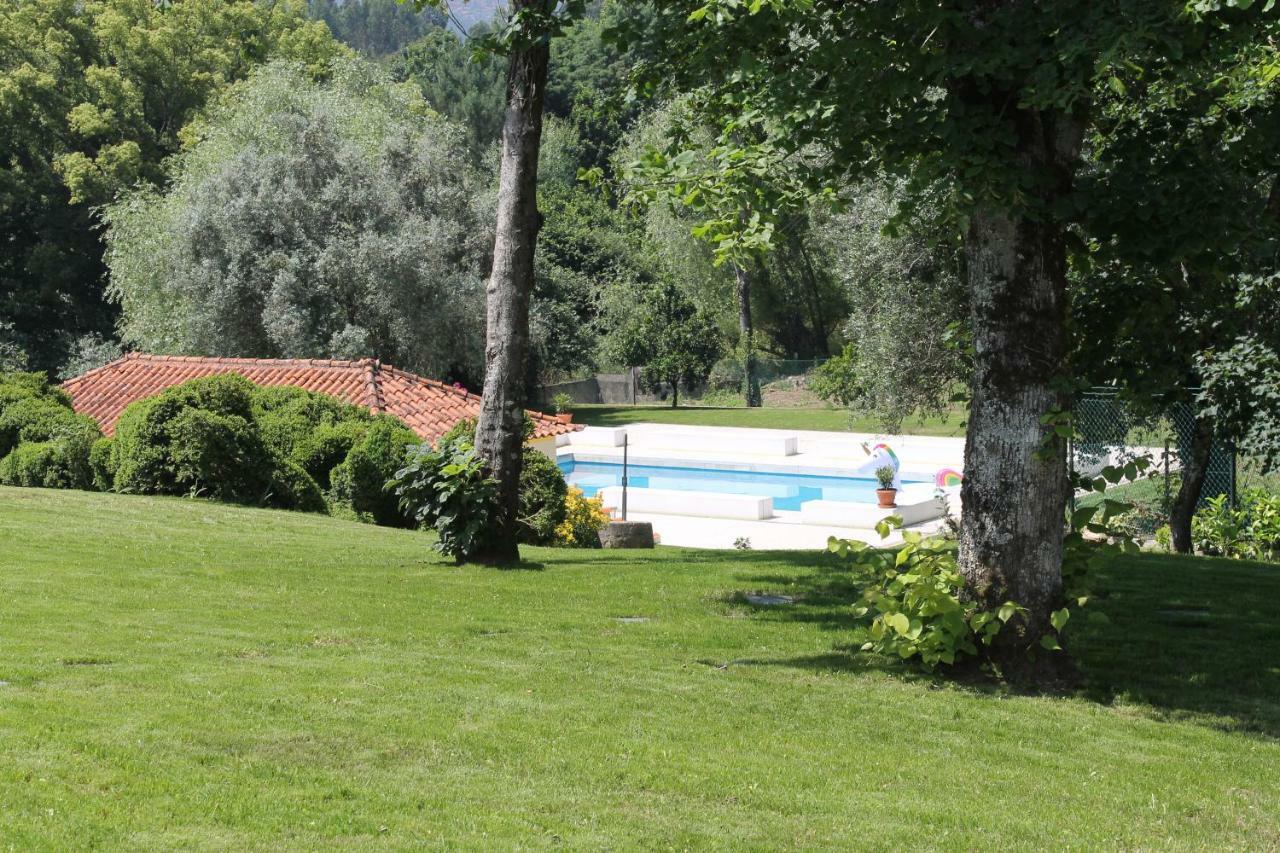 مبيت وإفطار فيلا نوفا دي بوياريس Quinta Do Outeiro المظهر الخارجي الصورة